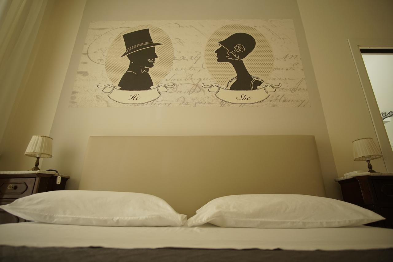 La Piccola Reggia Bed & Breakfast Caserta Bagian luar foto